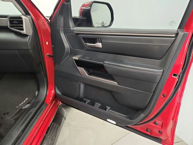Used 2024 Toyota Tundra Limited AWD/4WD image 43