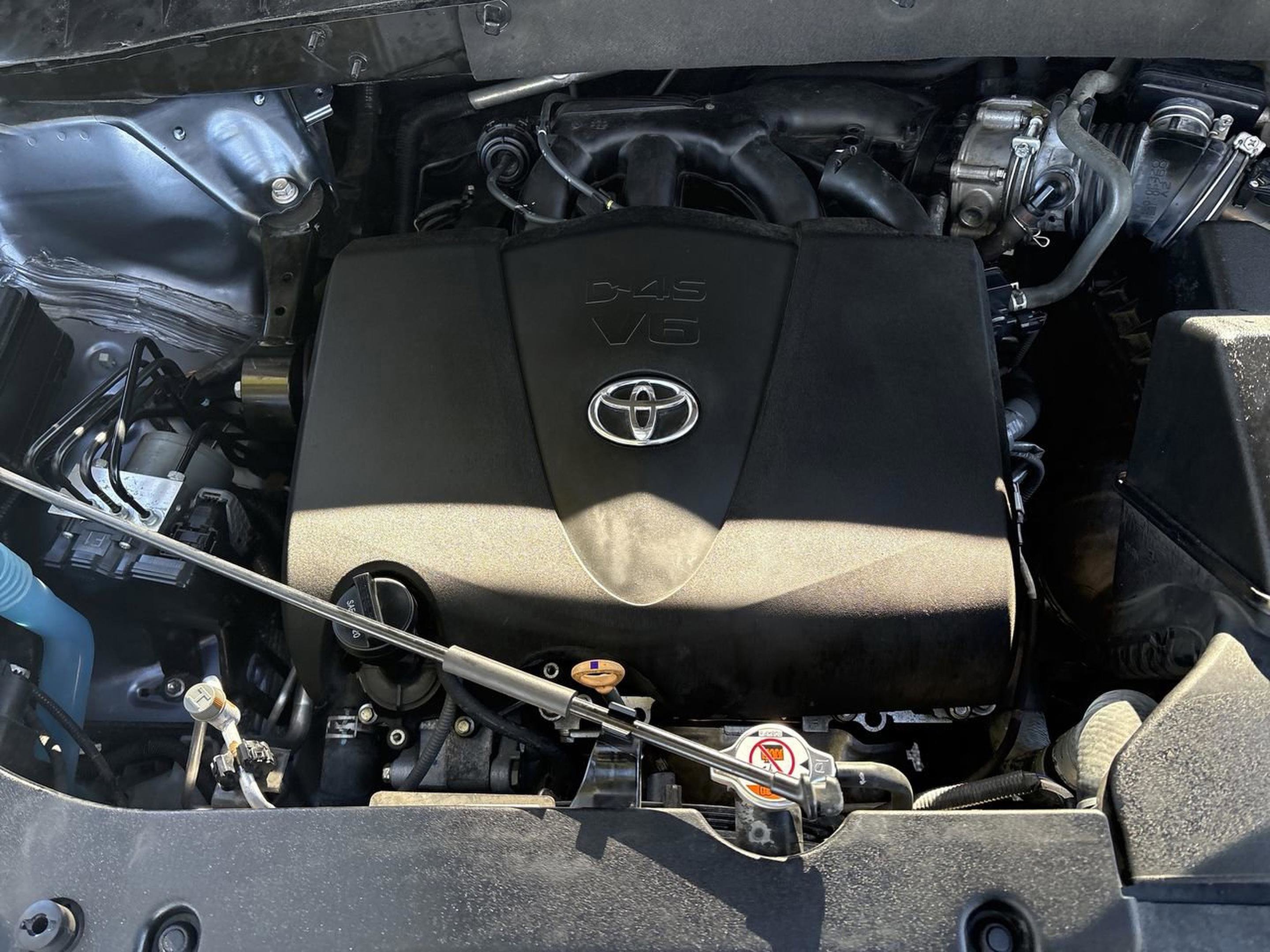 Used 2018 Toyota Highlander SE image 27