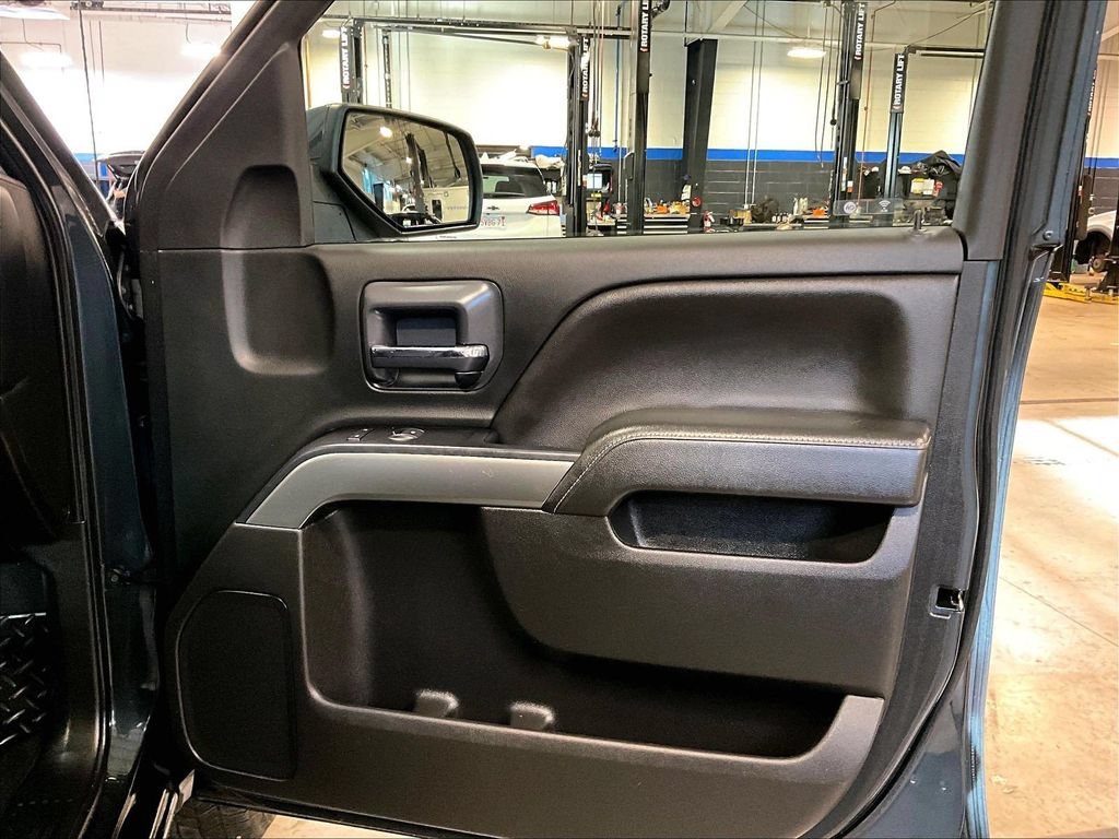 Used 2019 Chevrolet Silverado 1500 LT w/ All Star Edition AWD/4WD image 12