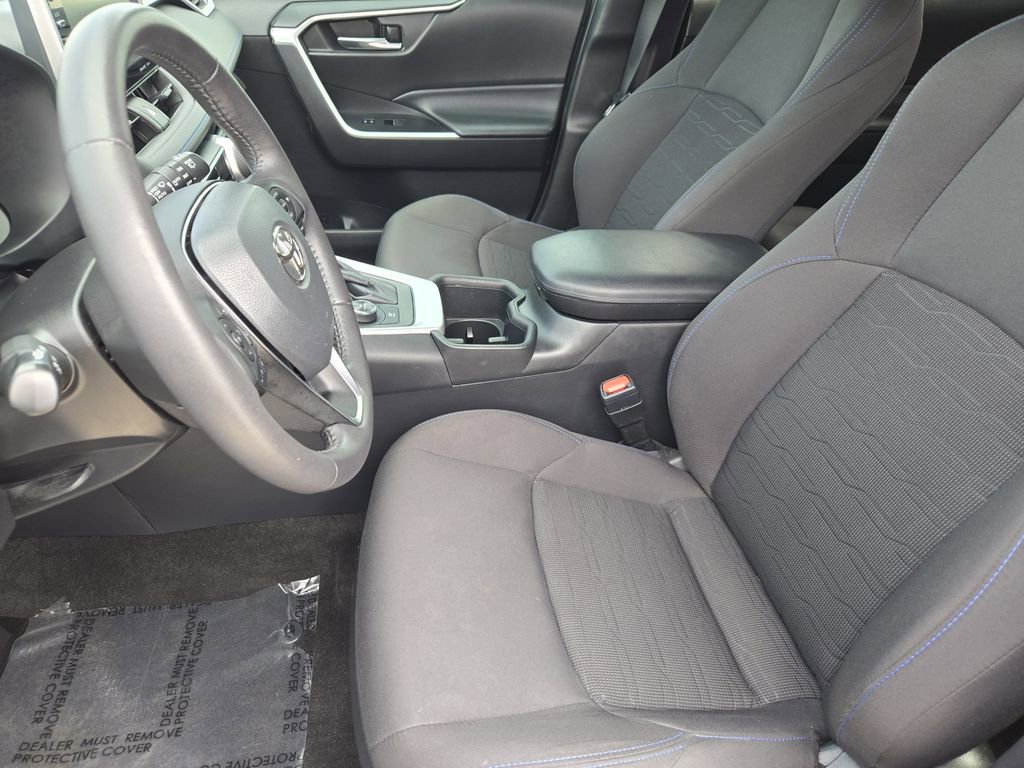 Certified 2022 Toyota RAV4 SE w/ Convenience Package image 15