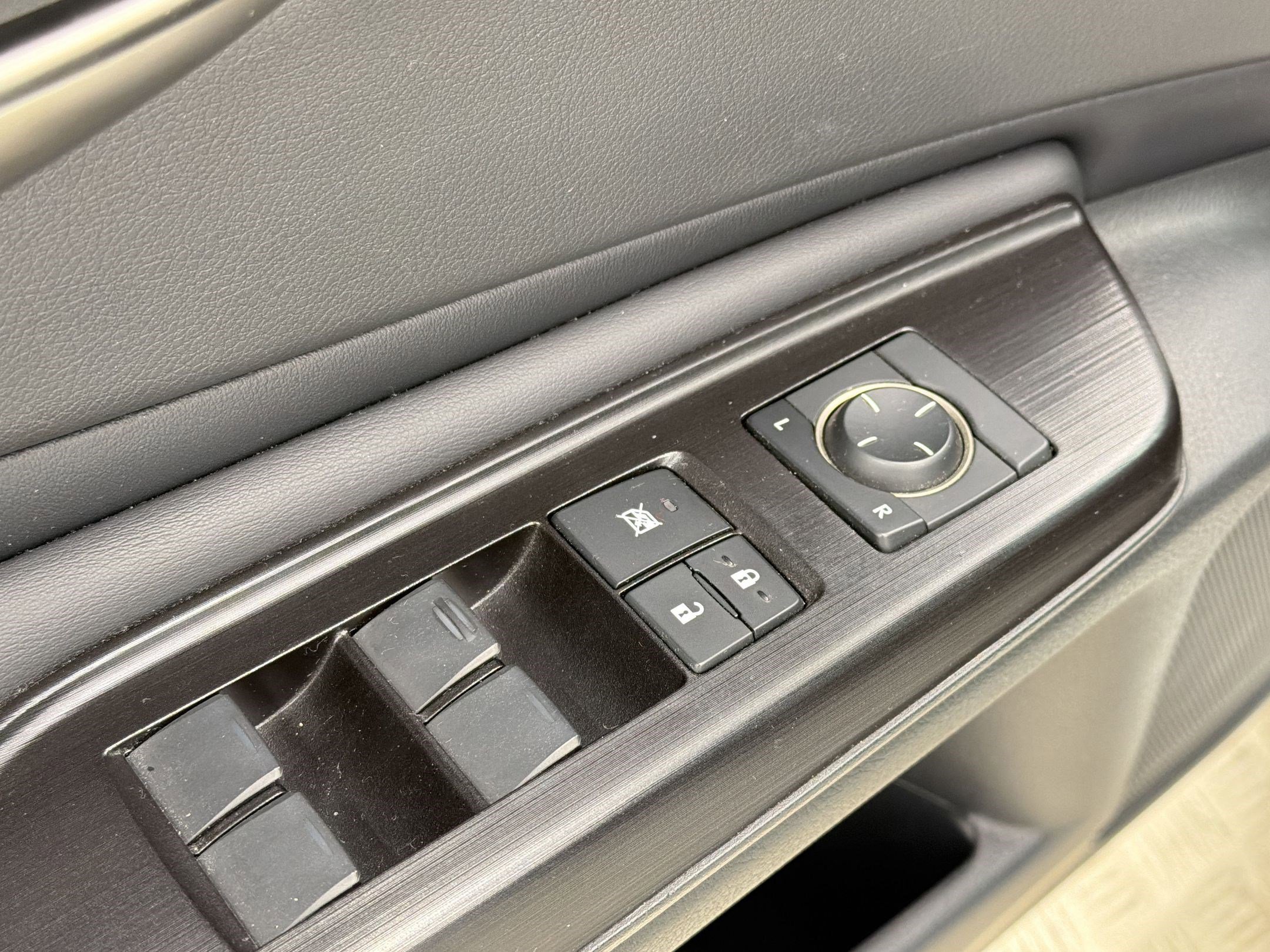 Used 2019 Lexus ES 350 F Sport w/ Accessory Package 2 image 22