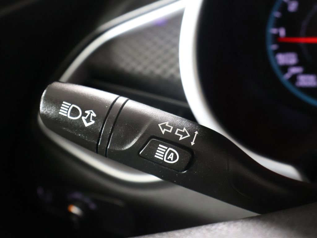 Used 2025 Chevrolet Malibu LT image 37