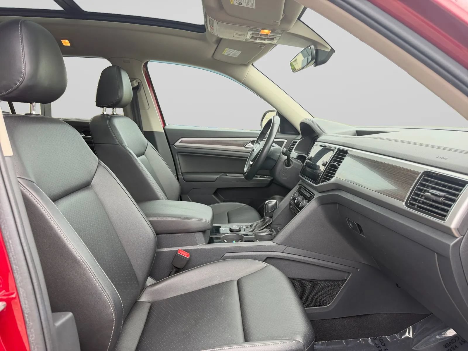 Used 2019 Volkswagen Atlas SEL R-Line AWD/4WD image 35