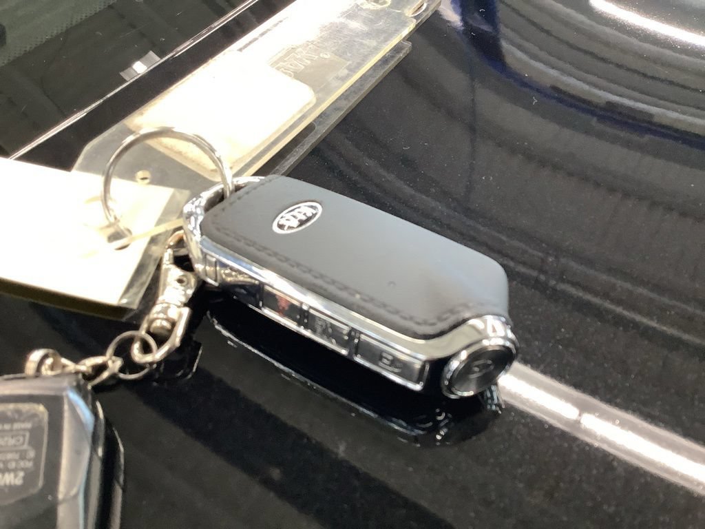 Used 2019 Kia Stinger AWD/4WD image 26