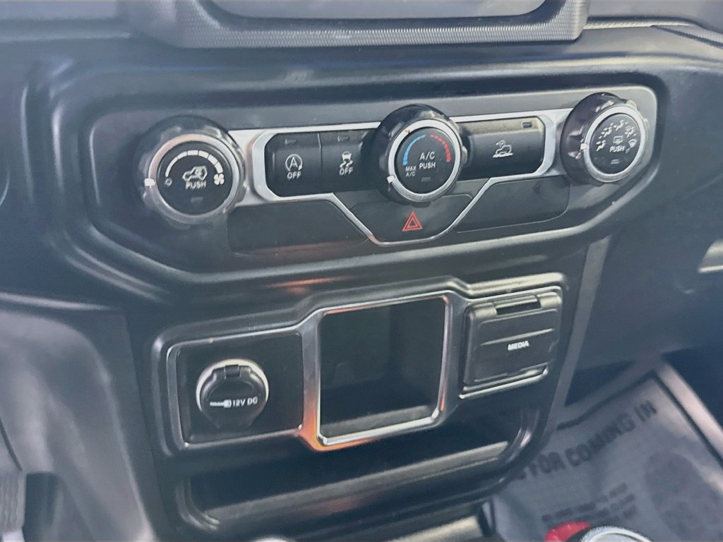 Used 2021 Jeep Wrangler Unlimited Sport AWD/4WD image 15