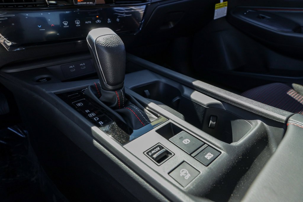New 2027 Nissan Sentra SR FWD image 31