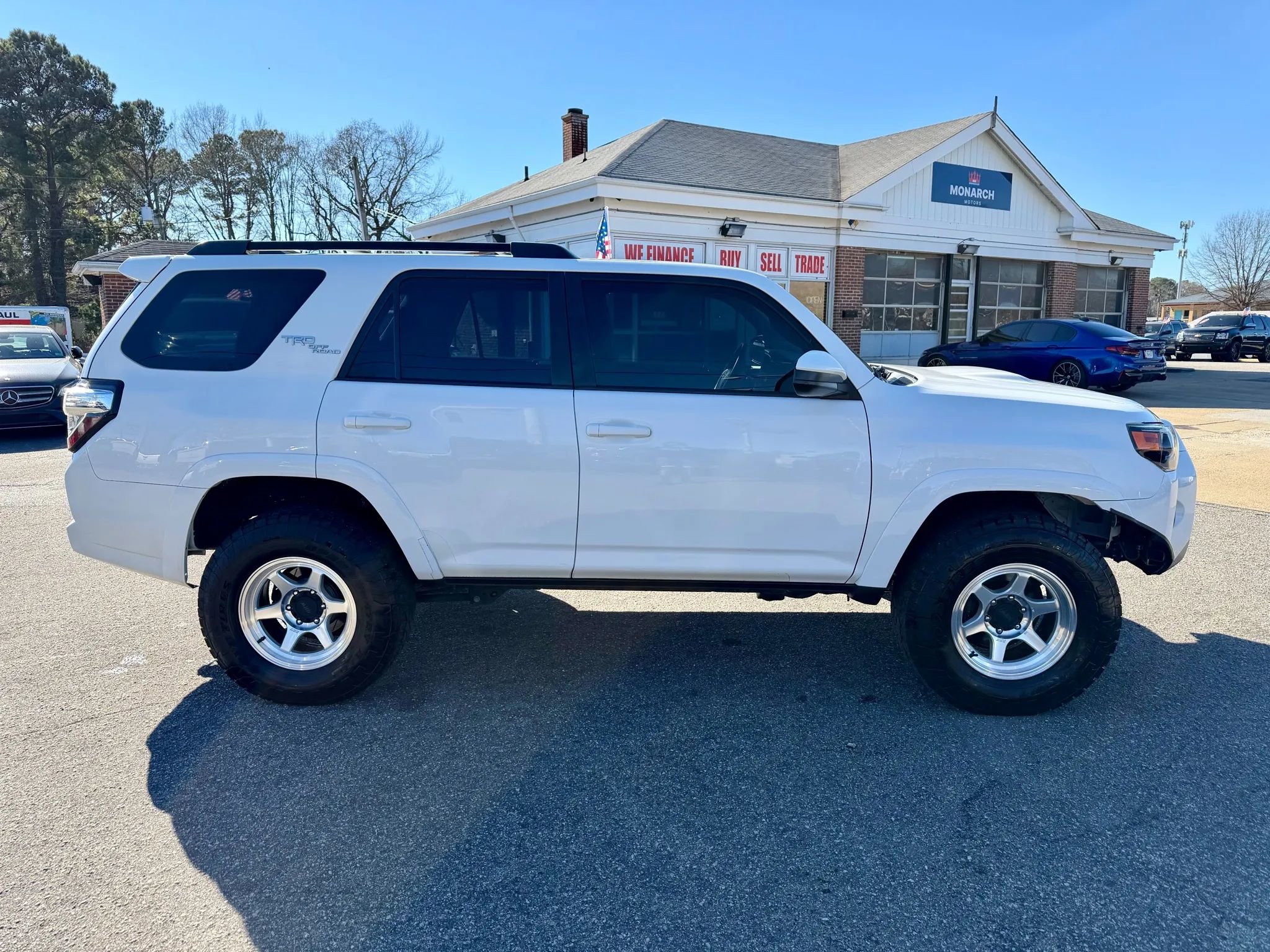 Used 2019 Toyota 4Runner TRD Off-Road image 6