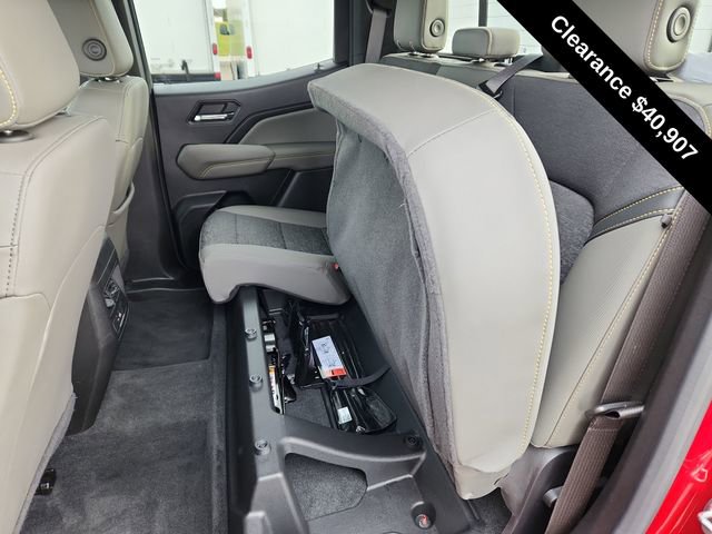 Used 2024 Chevrolet Colorado ZR2 w/ Technology Package image 25