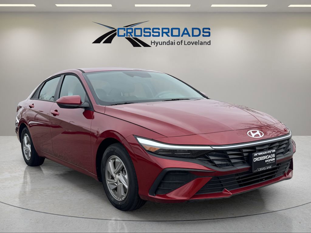 Used 2025 Hyundai Elantra SE image 5