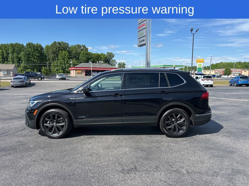 Used 2024 Volkswagen Tiguan SE FWD image 7