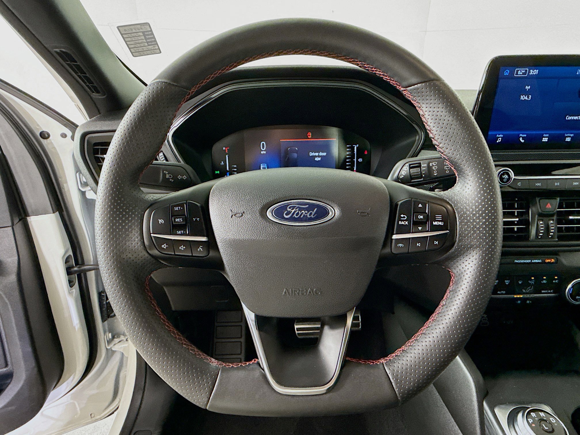 Used 2024 Ford Escape ST-Line w/ Equipment Group 301A image 11
