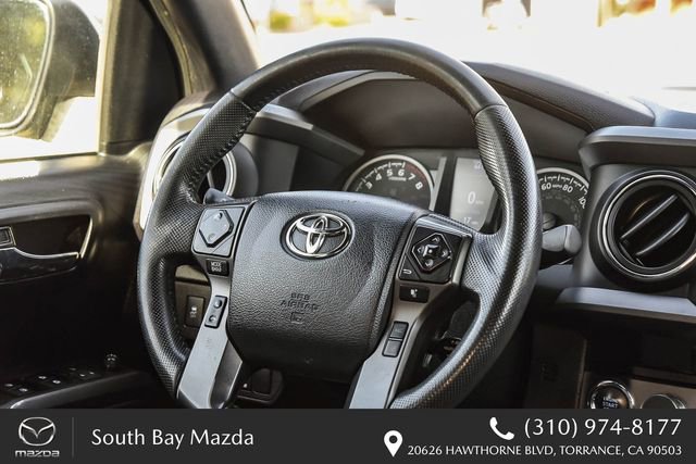 Used 2020 Toyota Tacoma TRD Sport w/ Technology Package RWD image 15