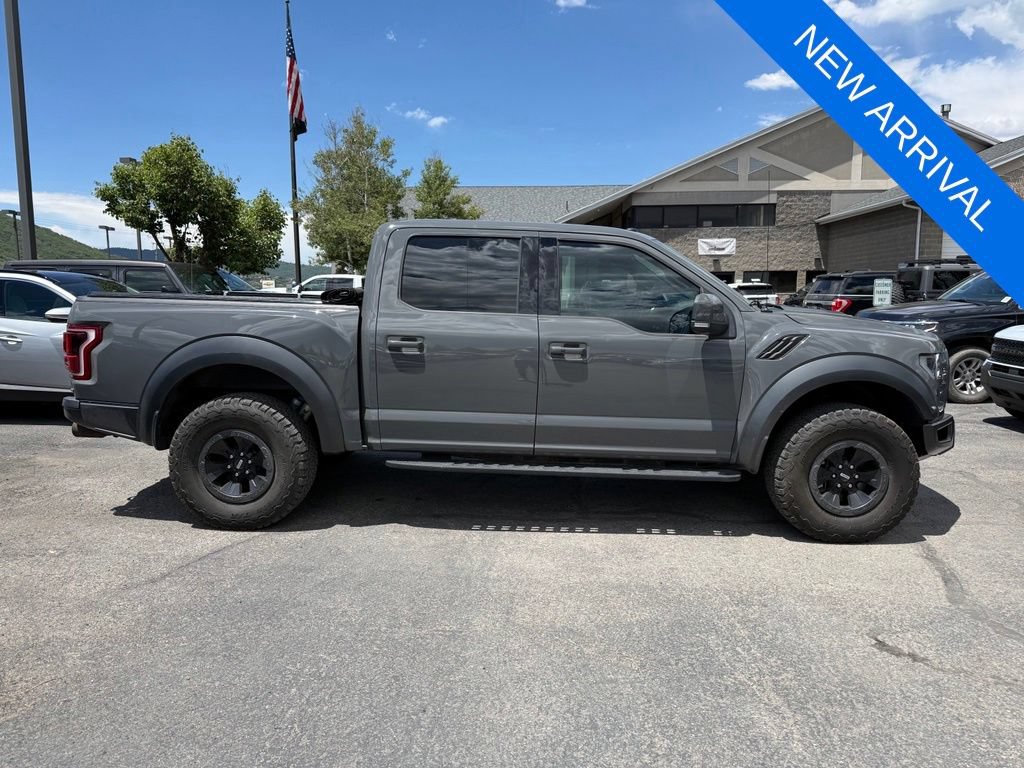 Used 2018 Ford F150 Raptor w/ Equipment Group 802A Luxury AWD/4WD image 4