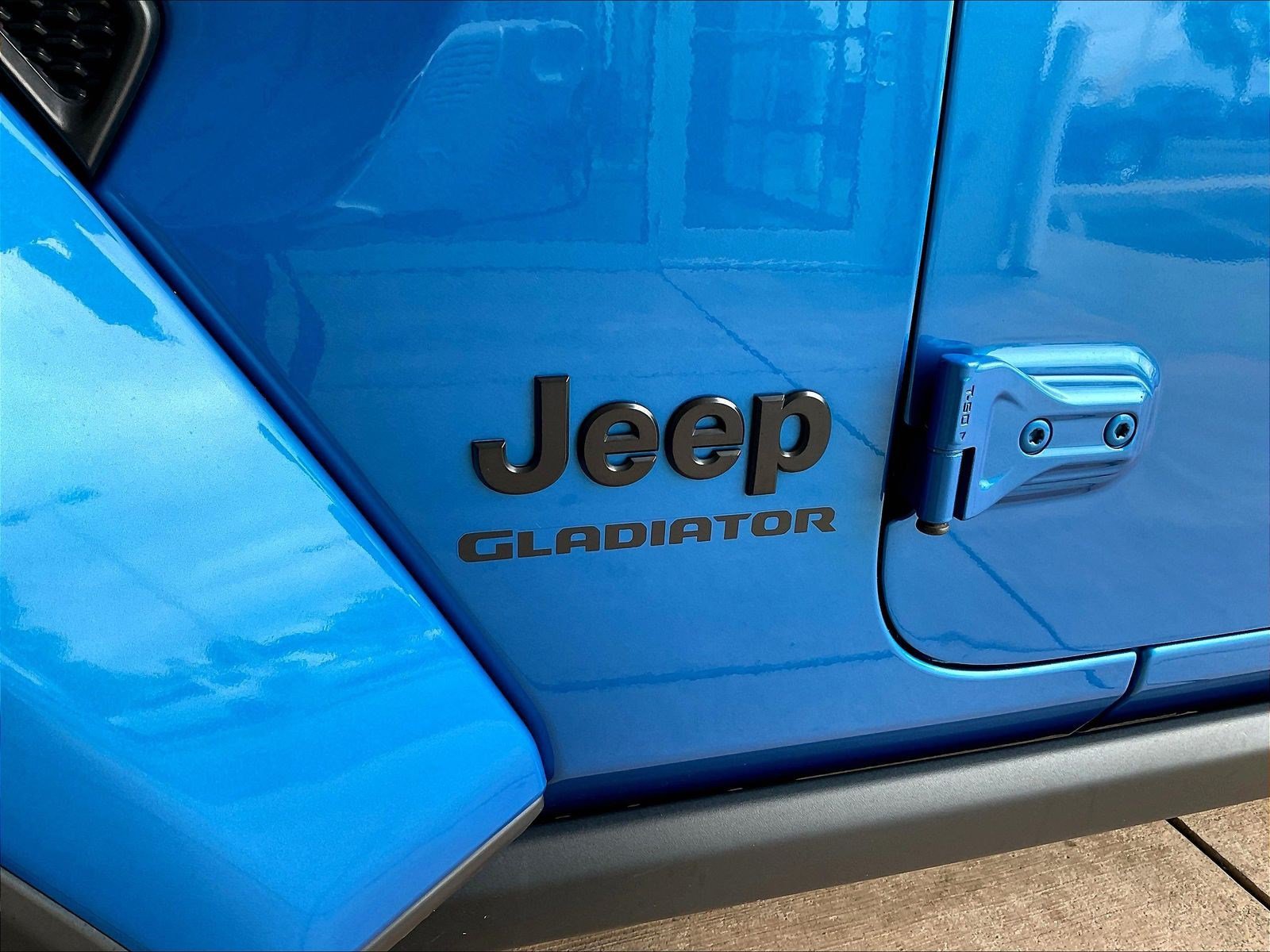 Used 2021 Jeep Gladiator Sport AWD/4WD image 25