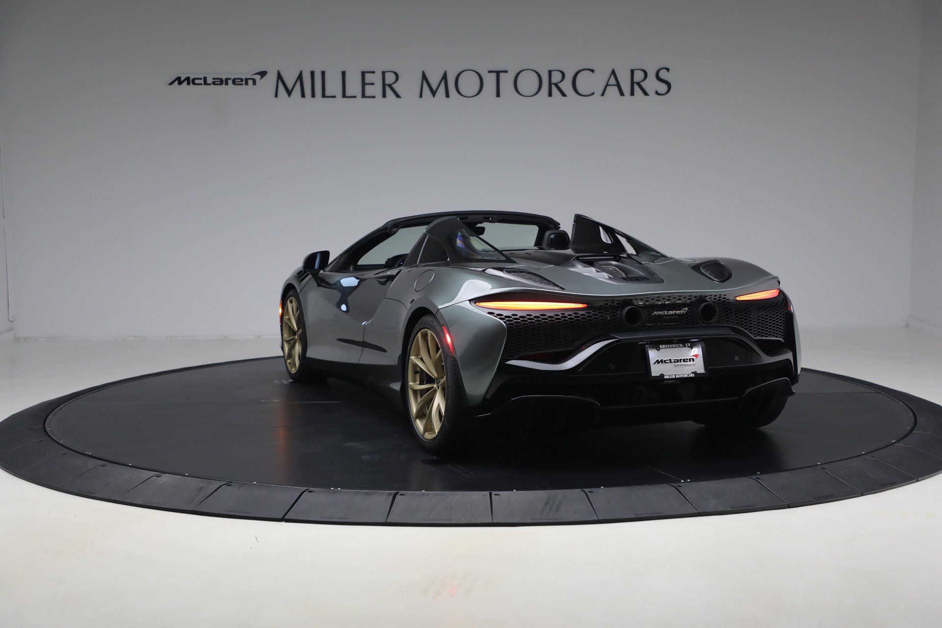 New 2026 McLaren Artura Spider image 4