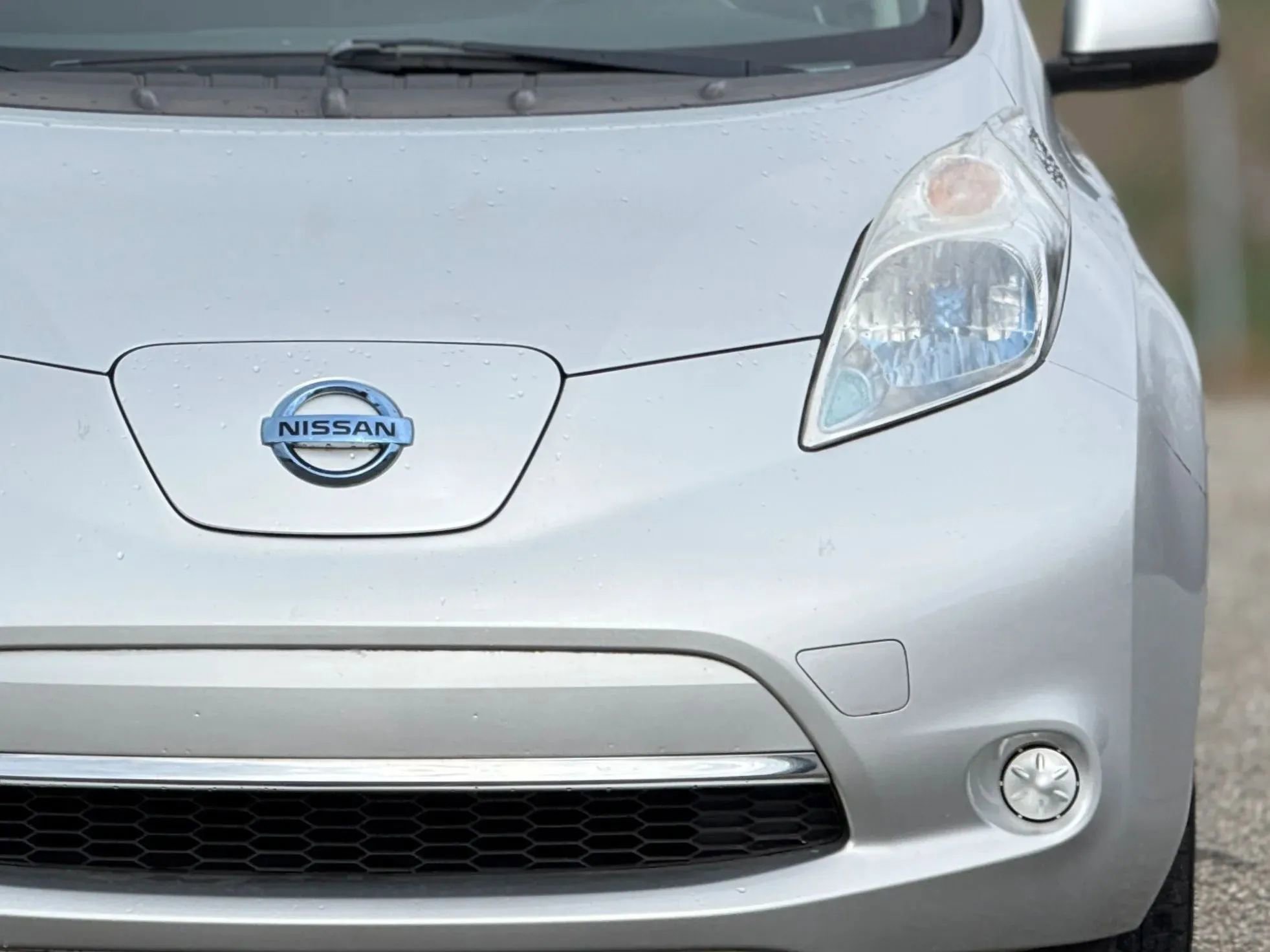 Used 2014 Nissan Leaf S image 12