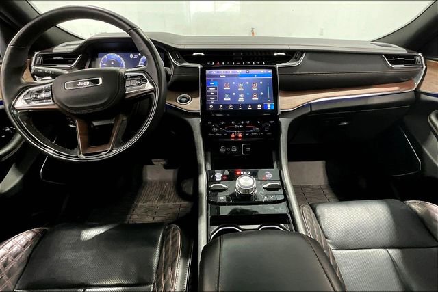 Used 2023 Jeep Grand Cherokee Summit w/ Luxury Tech Group V image 7