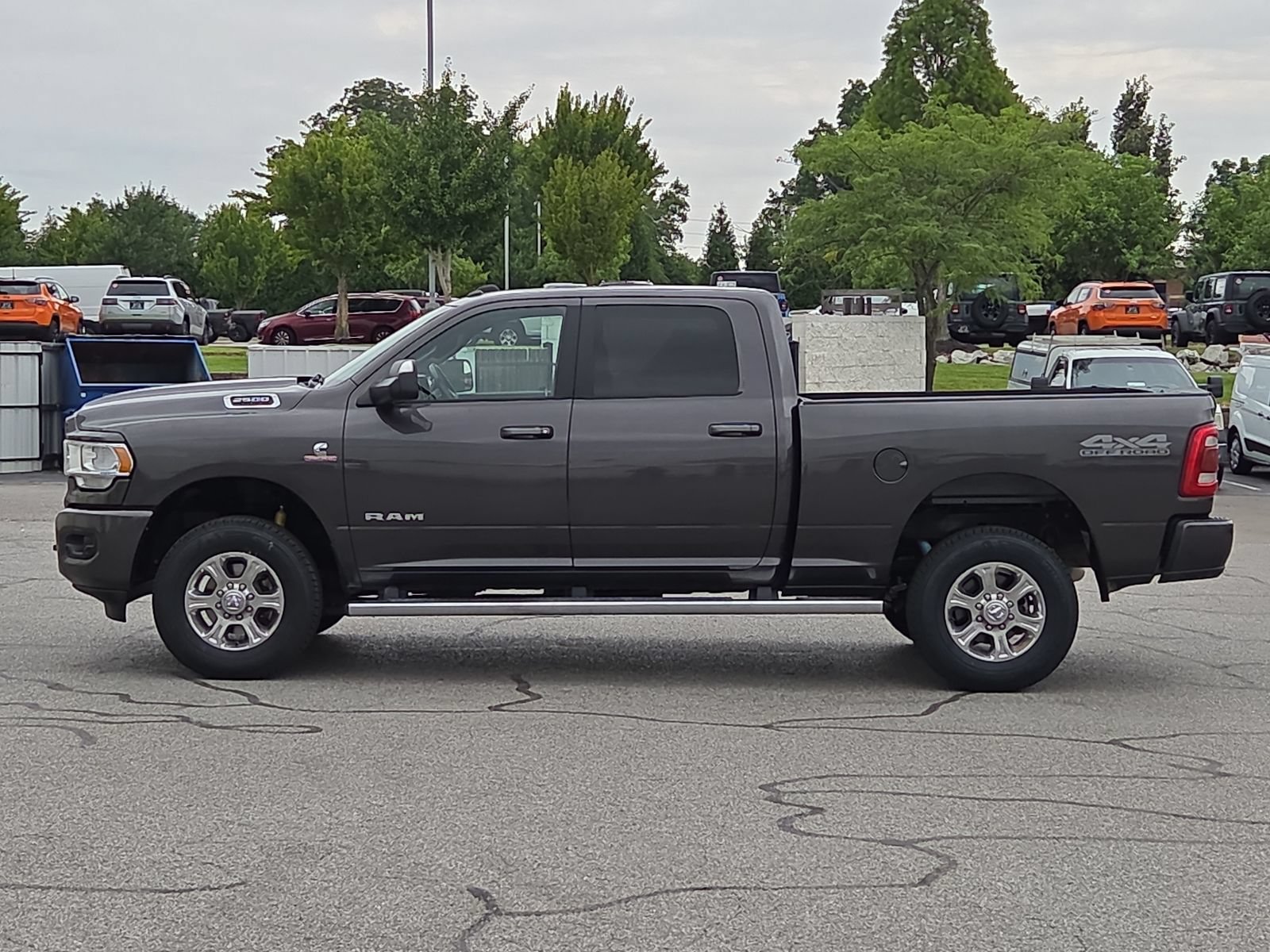 Used 2020 RAM 2500 Big Horn w/ Level 2 Equipment Group AWD/4WD image 2