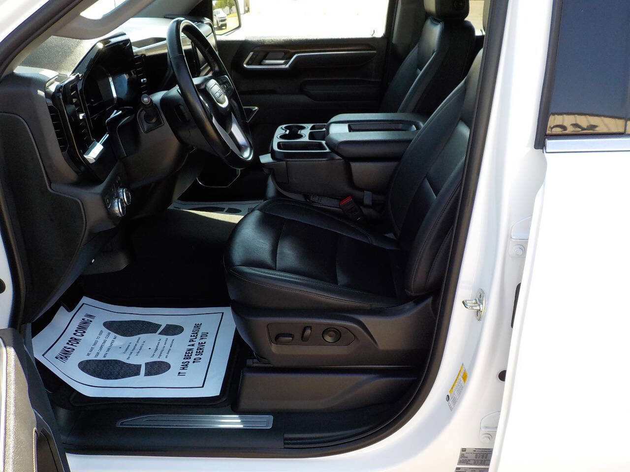 Used 2025 GMC Sierra 1500 SLT AWD/4WD image 11