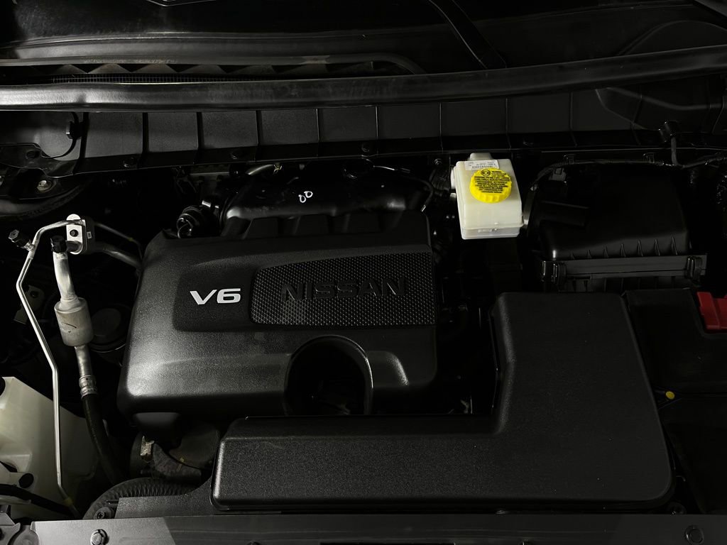 Used 2023 Nissan Pathfinder Platinum w/ Cargo Package image 36