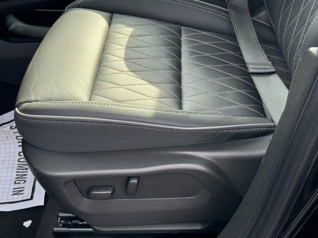 Used 2023 Buick Envision Avenir image 27