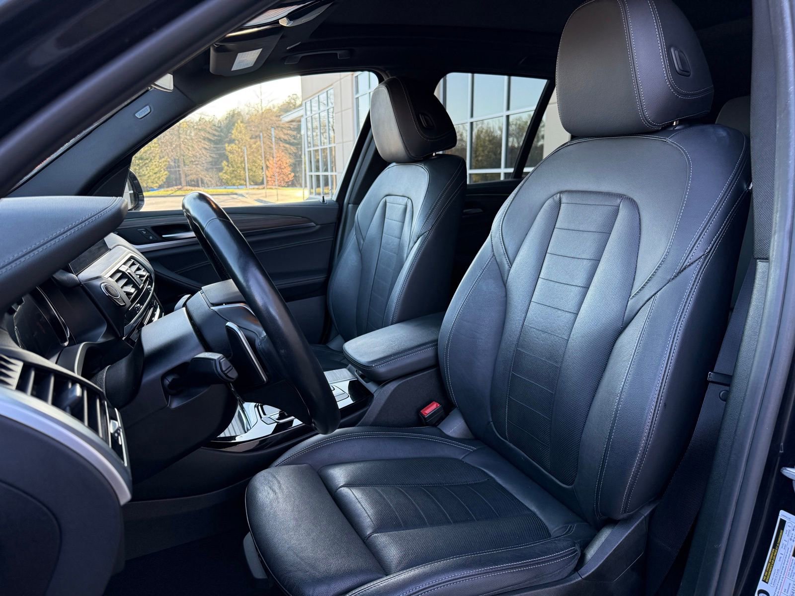 Used 2018 BMW X3 M40i w/ Premium Package image 37