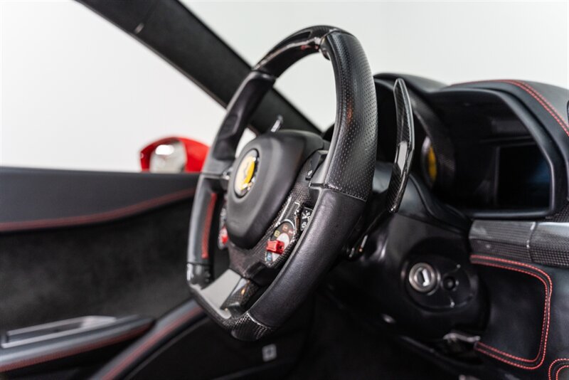 Used 2012 Ferrari 458 Spider RWD image 63