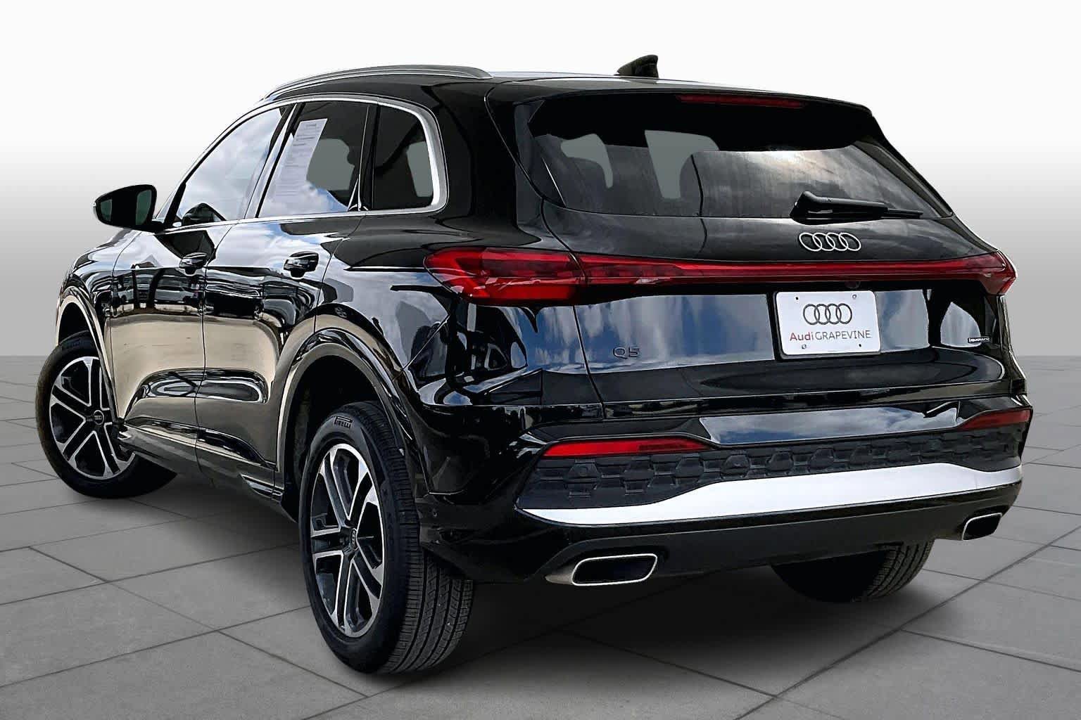 Certified 2025 Audi Q5 Premium w/ Convenience Package AWD/4WD image 12