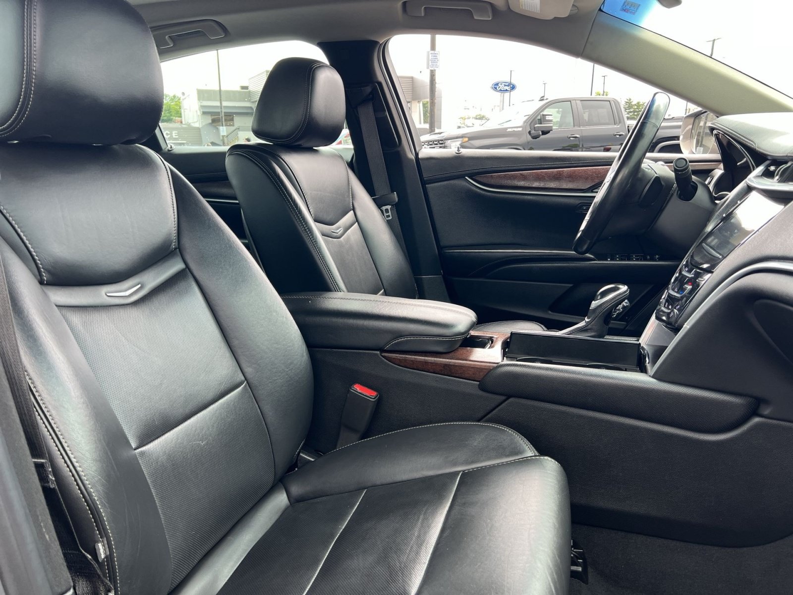 Used 2019 Cadillac XTS Luxury FWD image 29