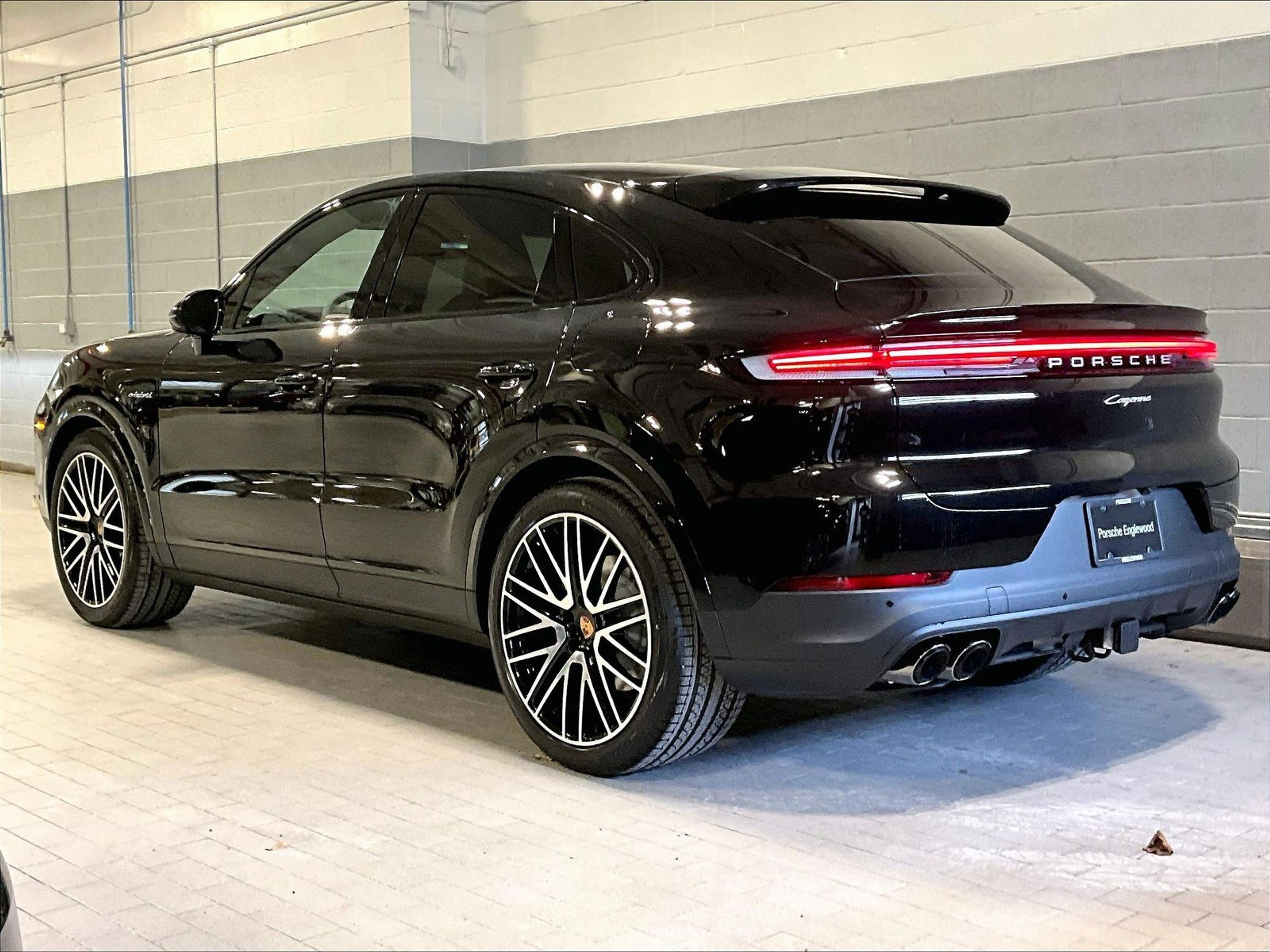 New 2026 Porsche Cayenne E-Hybrid image 3