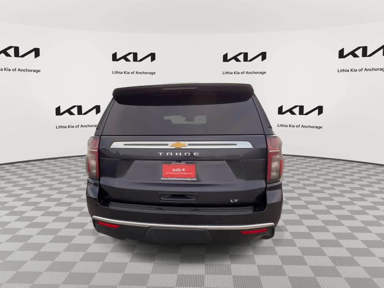 Used 2024 Chevrolet Tahoe LT AWD/4WD image 7