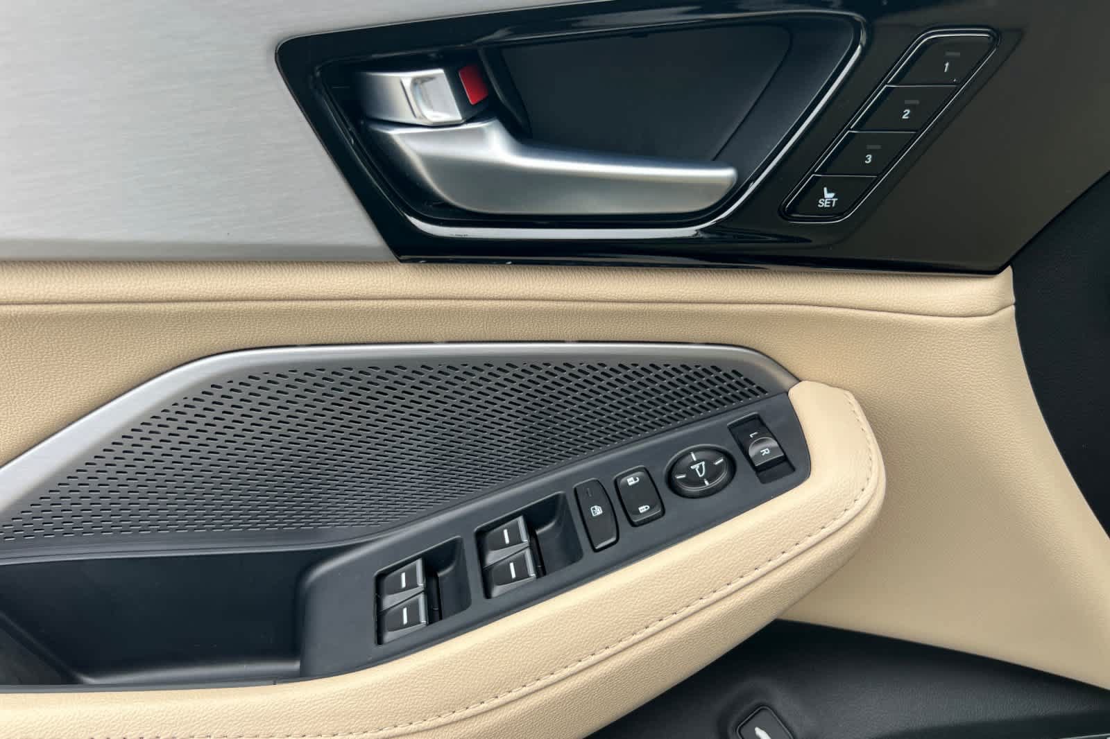 New 2026 Acura MDX FWD image 9