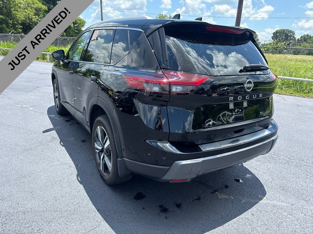 Certified 2025 Nissan Rogue SL w/ Tech Package AWD/4WD image 7