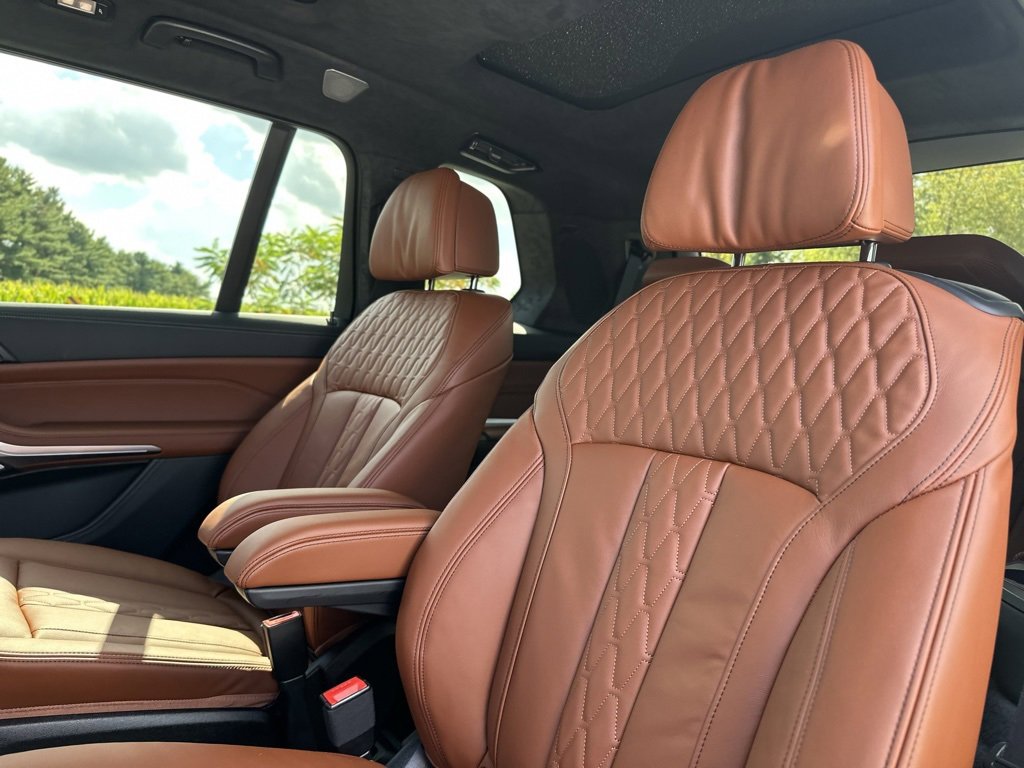 New 2026 BMW ALPINA XB7 image 26
