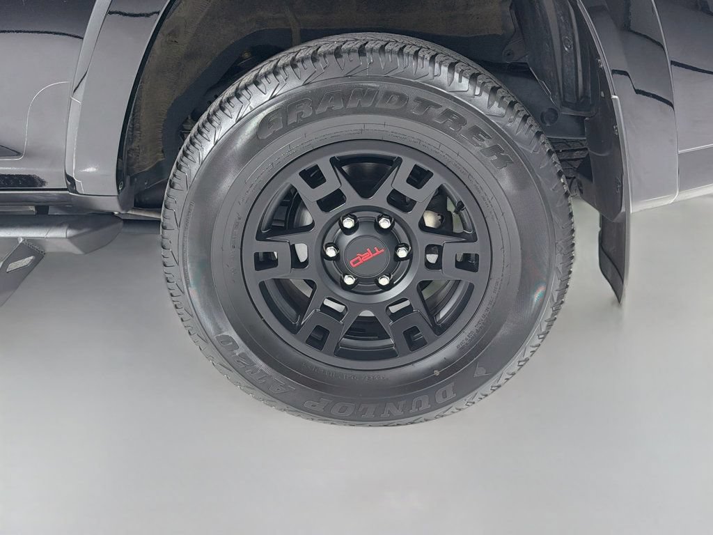 Used 2024 Toyota 4Runner TRD Off-Road Premium w/ Off Road Premium Plus Package AWD/4WD image 31