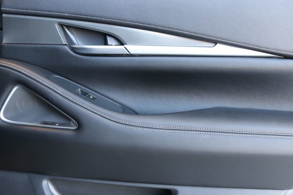 Certified 2025 INFINITI QX60 Luxe w/ Vision Package image 33