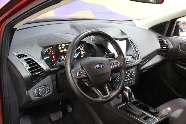 Used 2019 Ford Escape Titanium AWD/4WD image 14