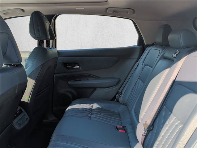 Used 2023 Nissan Ariya AWD/4WD image 19