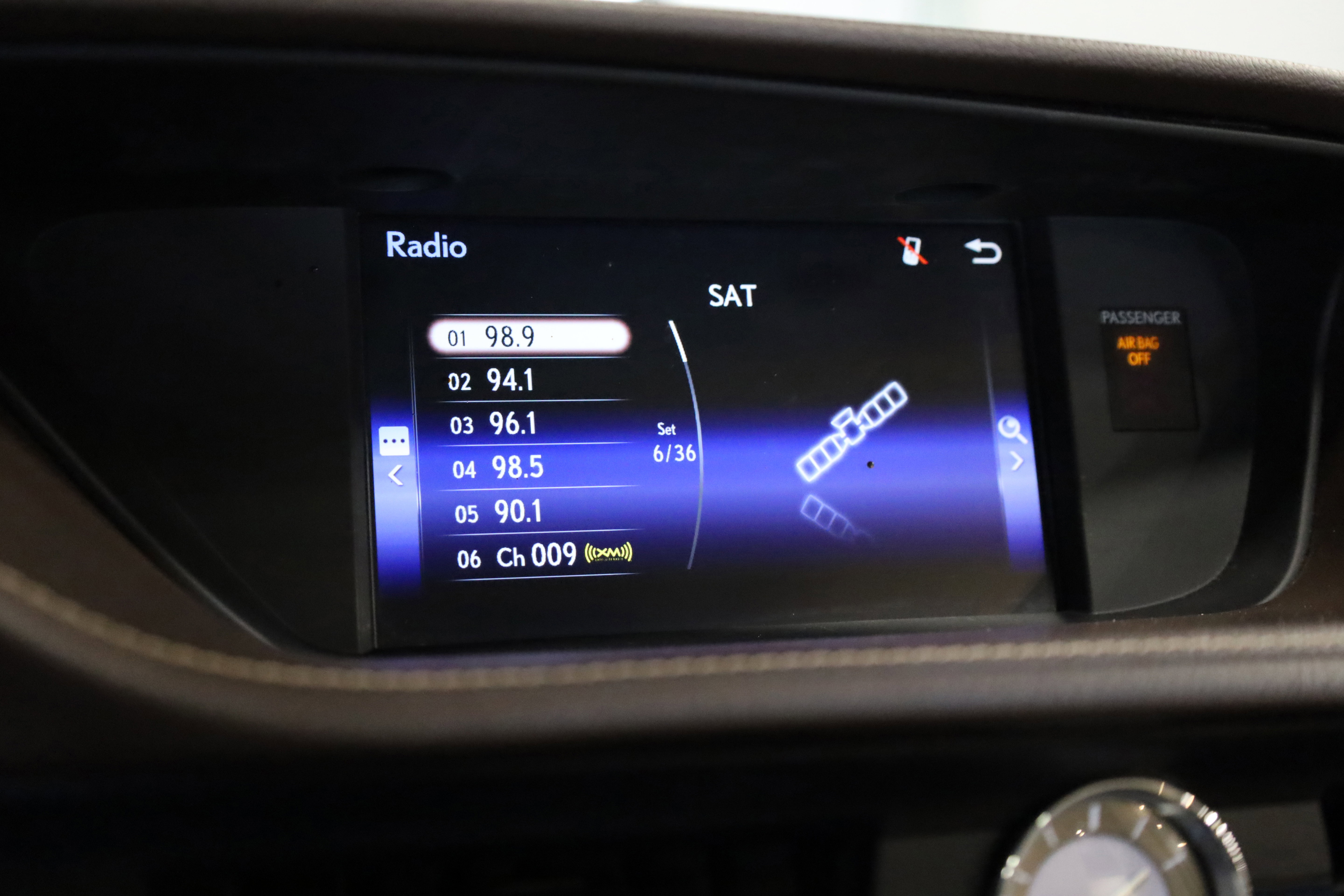 Used 2016 Lexus ES 350 image 28