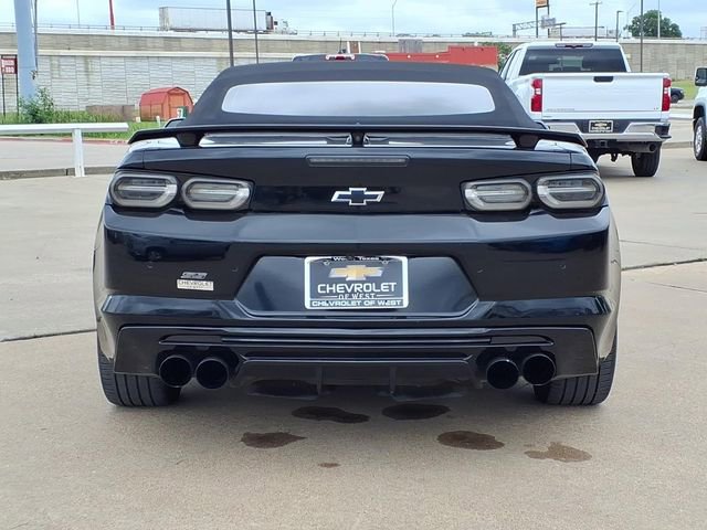 Used 2020 Chevrolet Camaro SS RWD image 6
