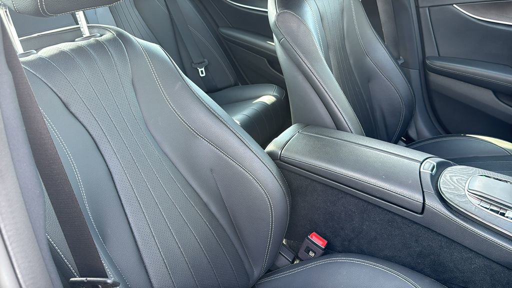 Certified 2023 Mercedes-Benz E 350 4MATIC Sedan w/ Premium Package image 12
