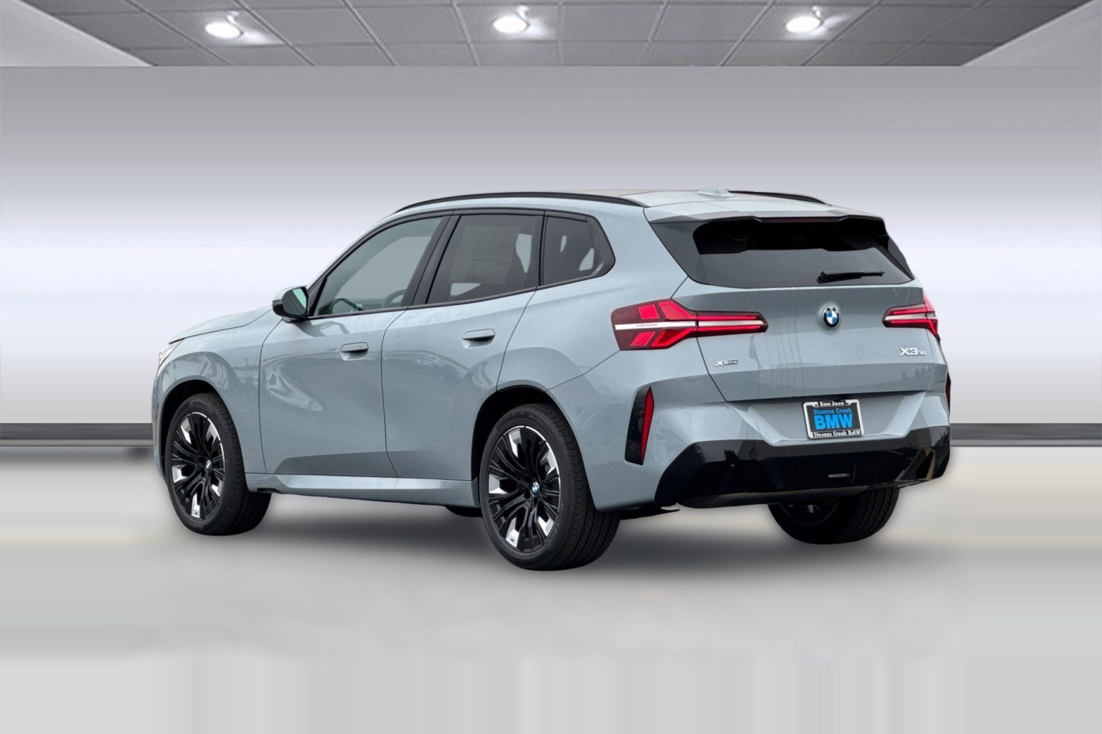 Used 2026 BMW X3 xDrive30i w/ M Sport Package AWD/4WD image 3