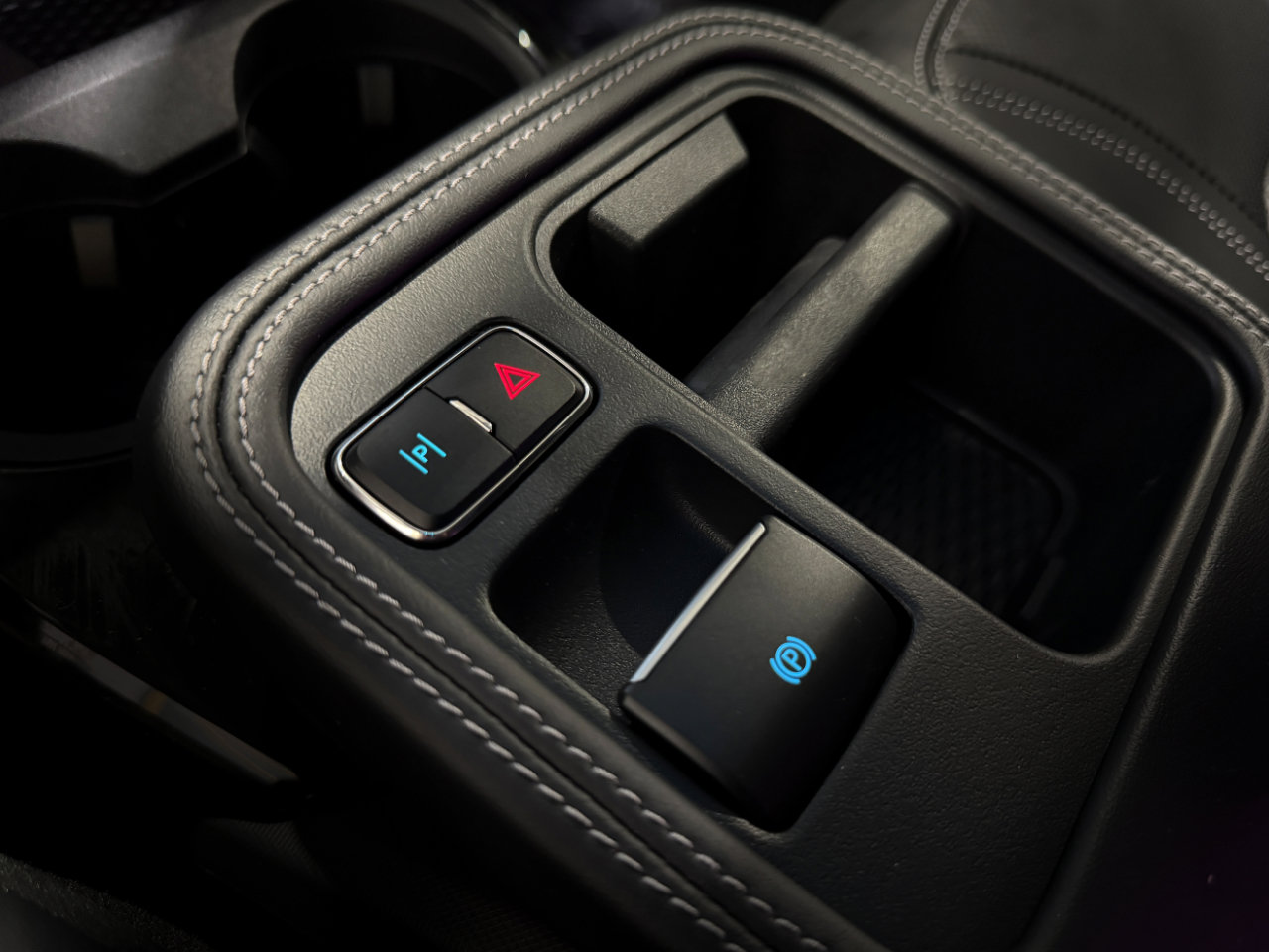 Used 2025 Ford Mustang Mach-E Premium image 11