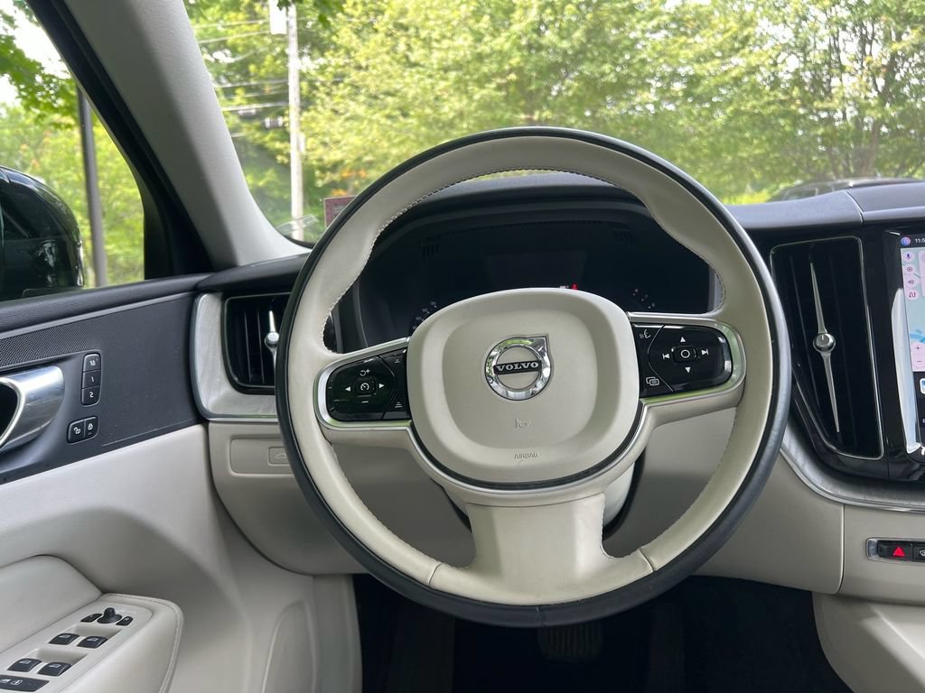 Certified 2023 Volvo XC60 B5 Plus w/ Climate Package AWD/4WD image 23