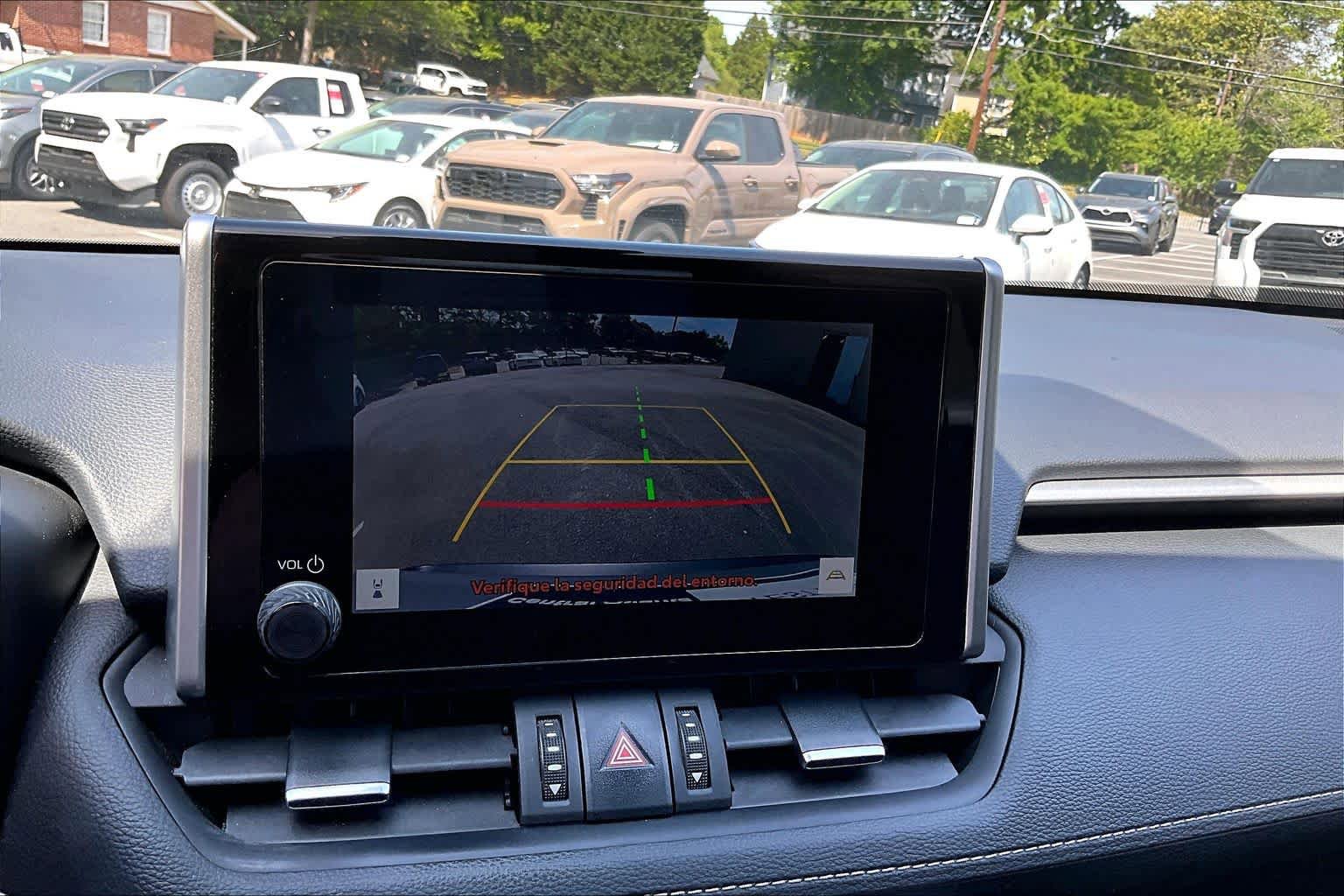 Used 2024 Toyota RAV4 XLE Premium FWD image 27