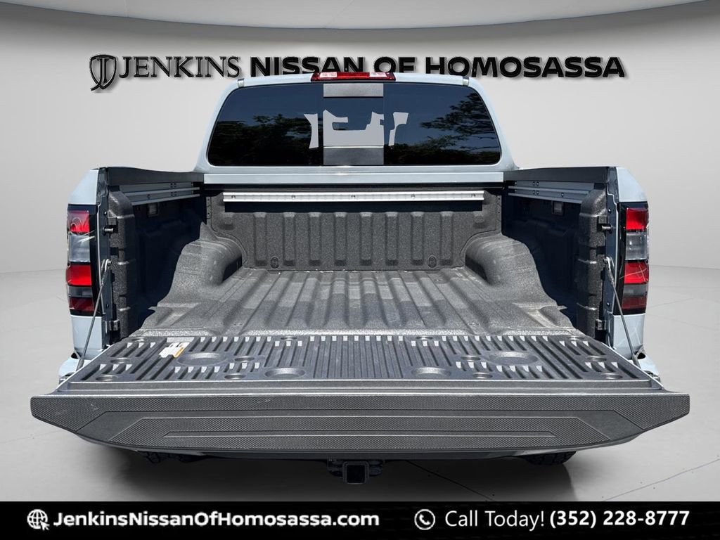 Used 2025 Nissan Frontier PRO-4X w/ Pro Premium Package image 21
