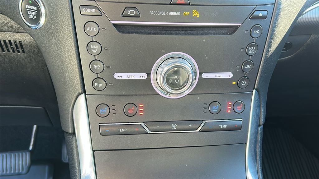 Used 2019 Ford Edge Titanium w/ Equipment Group 301A image 17