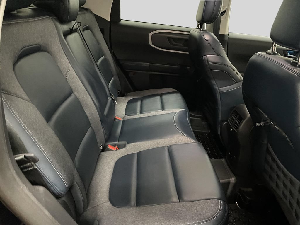Used 2023 Ford Bronco Sport Outer Banks w/ Tech Package AWD/4WD image 10