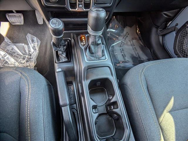 Used 2024 Jeep Wrangler Unlimited Sport AWD/4WD image 13