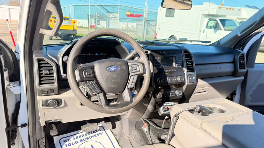 Used 2017 Ford F350 XL AWD/4WD image 18